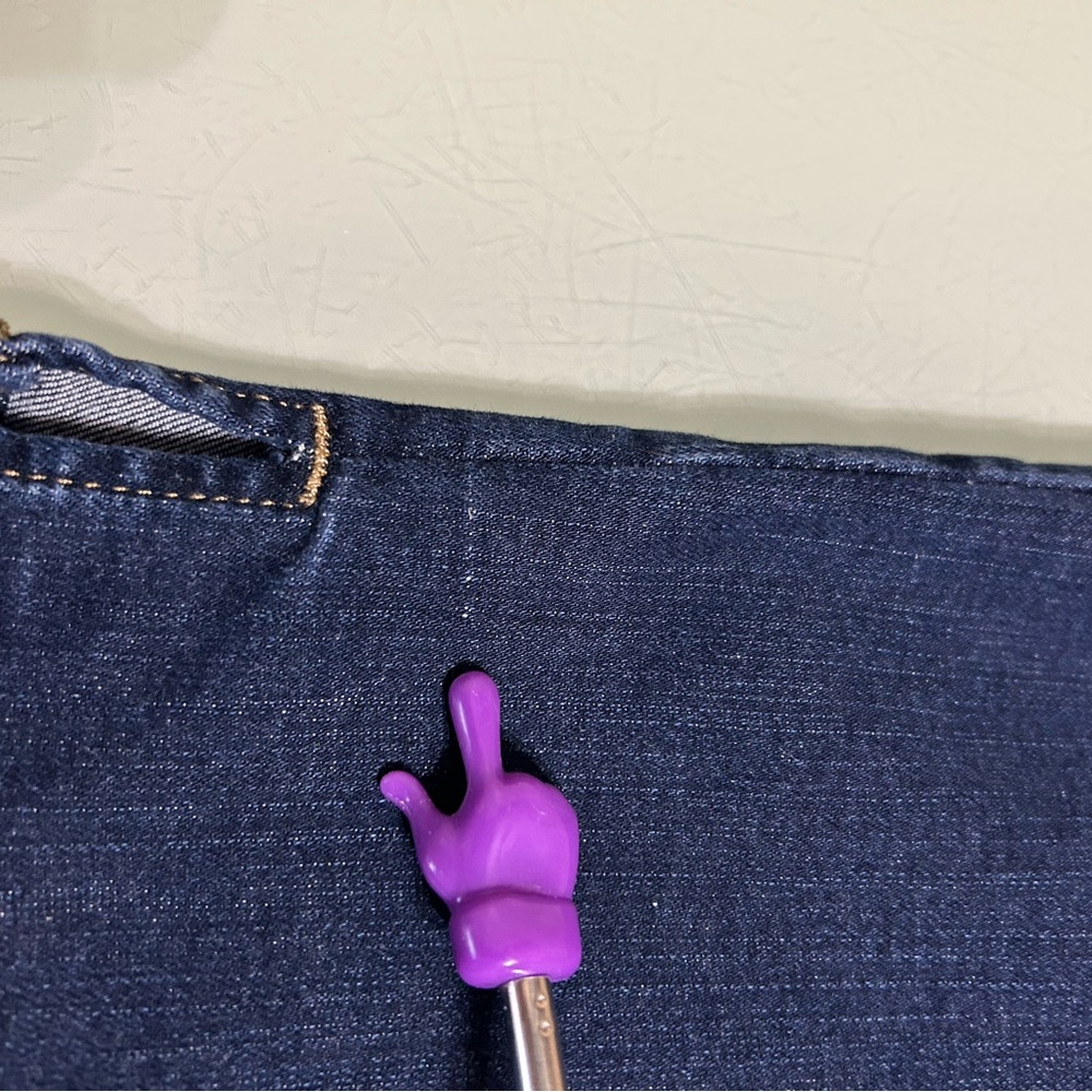 Liz Claiborne Sara Crop Mid-Rise jeans size 6 - Picture 8 of 13